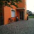 Casa al mare in autogestione con 30 posti vicino a Rimini Rif MA 002 Casa al mare in autogestione con 30/35 posti letto, situata vicino a Rimini e a 1 […]